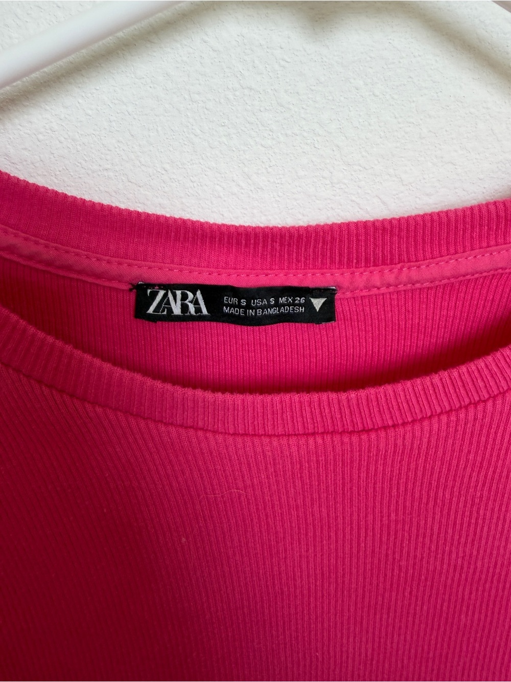 Zara Hot Pink Ruffle-Sleeve One-Piece Bodysuit - Picture 3 of 3